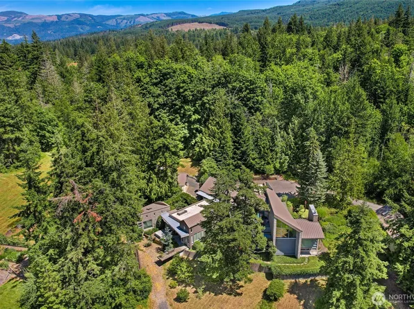 4367 Squalicum Lake Road, Bellingham, WA 98226
