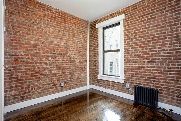 Rented by Town Residential | media 16