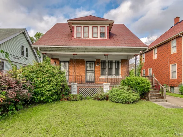 4210 Van Dyke St, Detroit, MI 48214