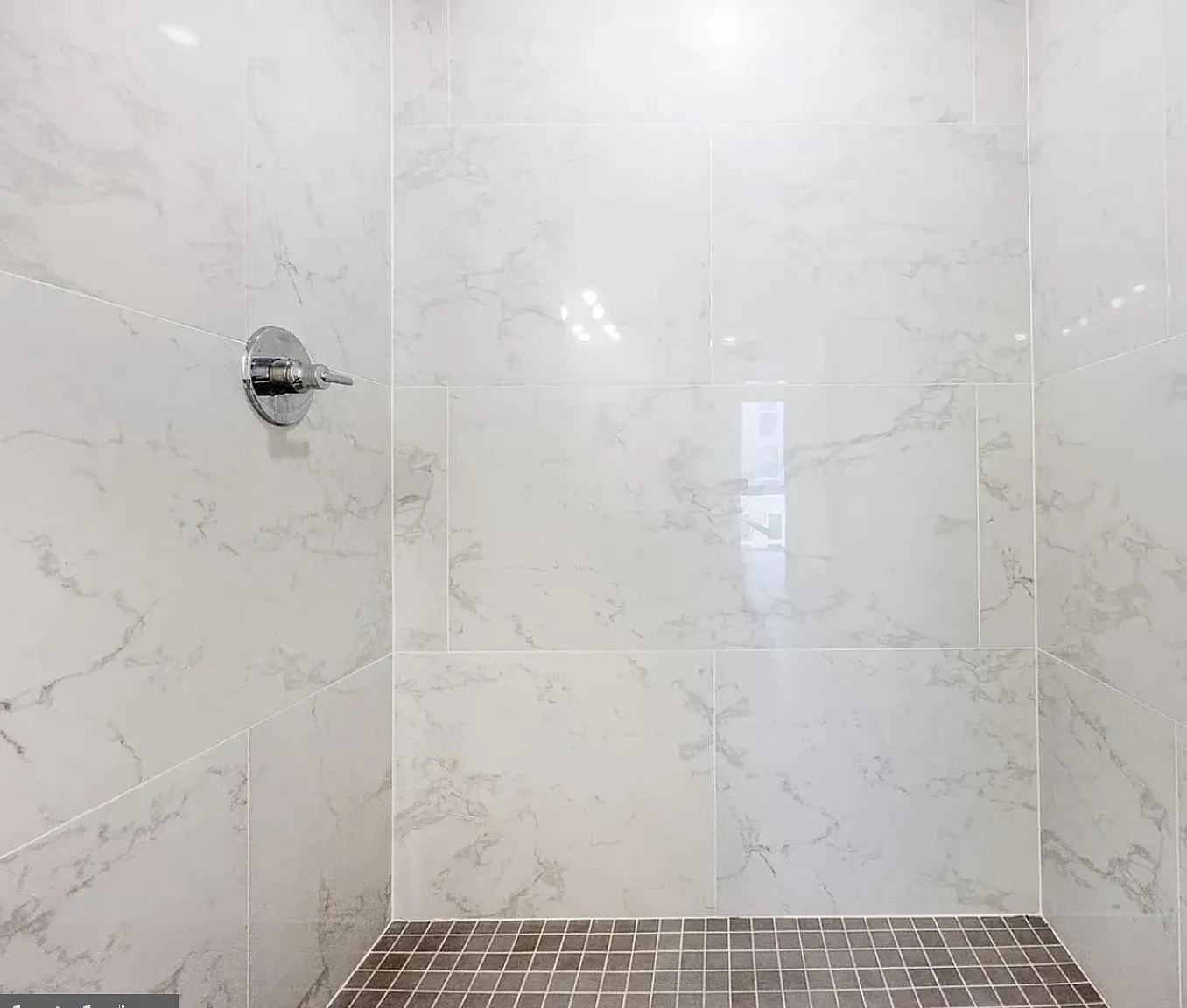 1660 Germantown Ave — Photo 4