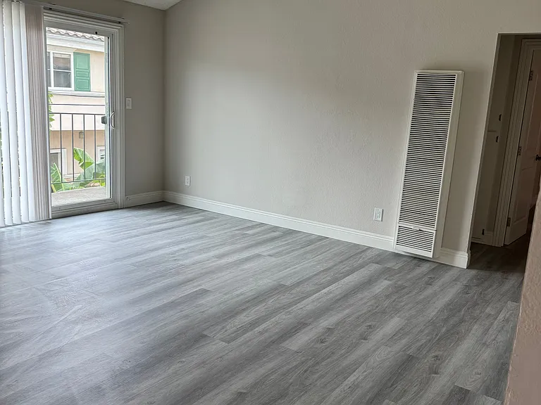 831 S Greenwood Ave #16 — Photo 22