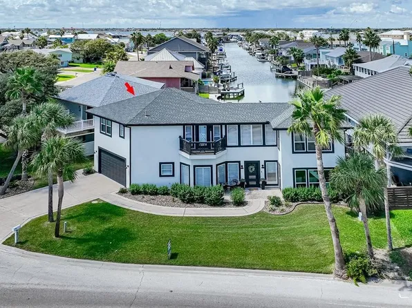 1871 Bay Shore Dr, Rockport, TX 78382