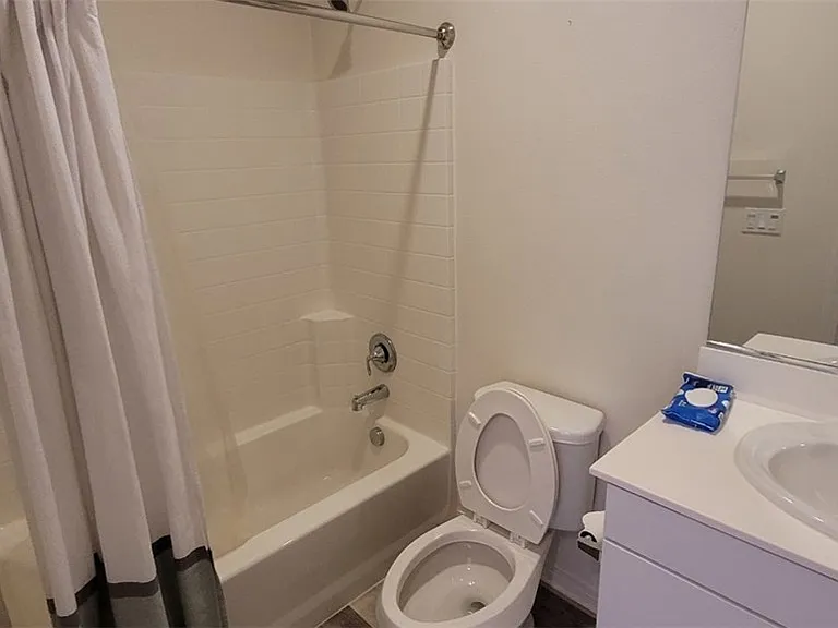 22056 Windham Way — Photo 15
