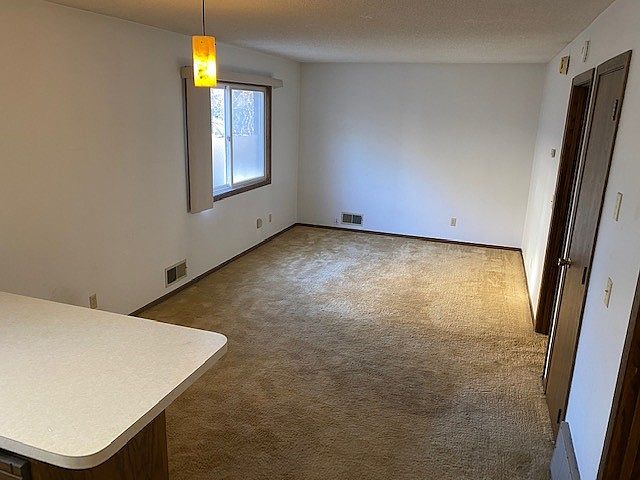 4 - marketing LR 1_04232021