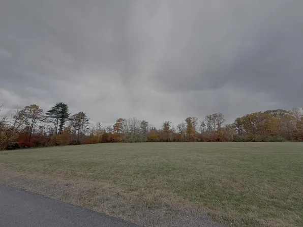 8 Sitko Lane, Berwick, ME 03901