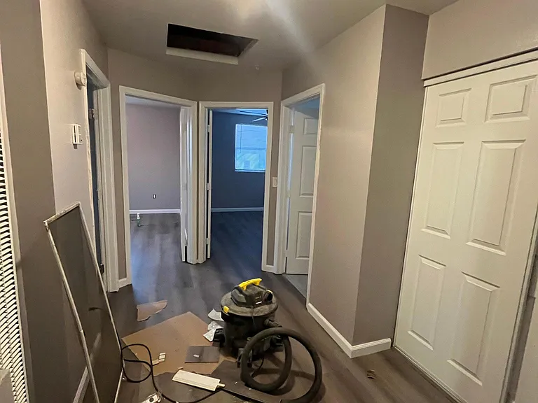 7927 S Hoover St — Photo 10