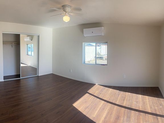 4th image of 5121 N 18th Ave #A
