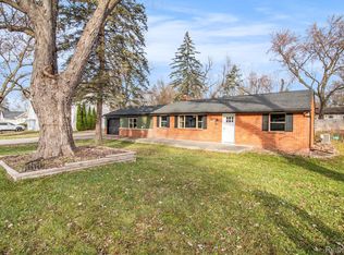 2861 Fishermans Dr, Highland, MI 48356