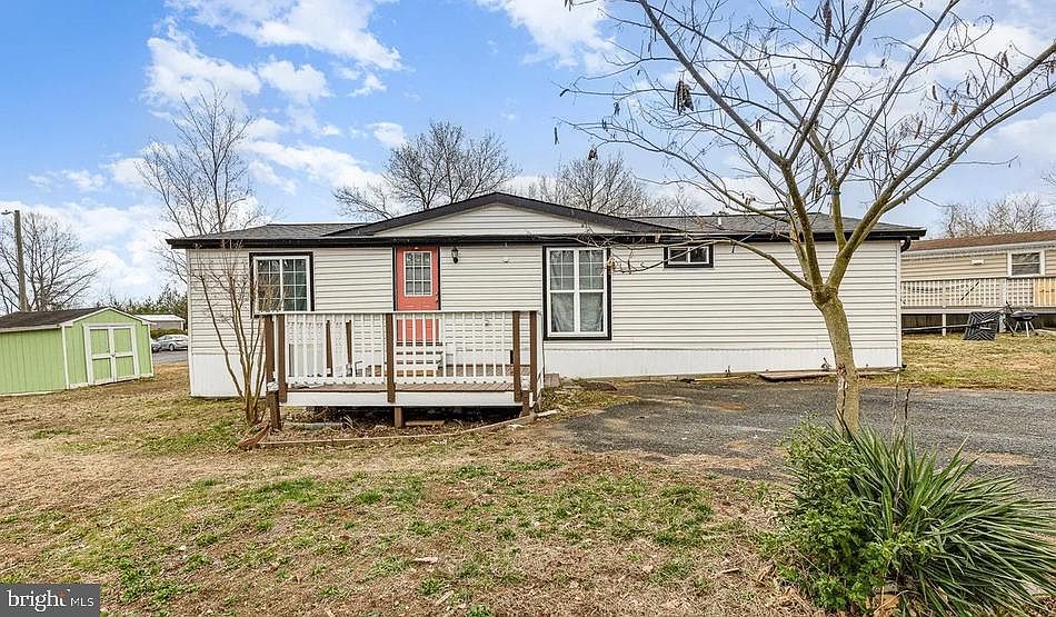 1st image of 54 Cliff Cir