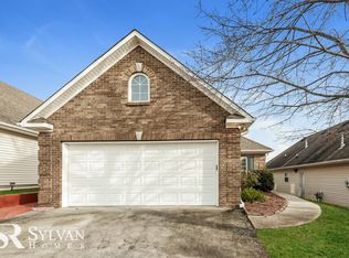 211 High Ridge Dr, Pelham, AL 35124