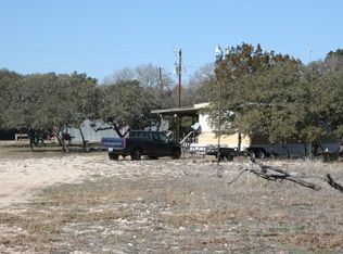 313 S Doyle Rd, Kerrville, TX 78028