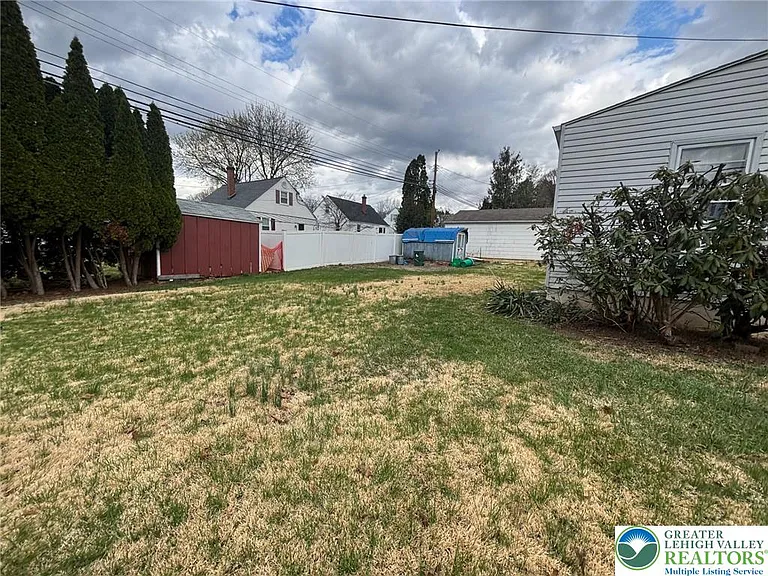 2677 W South St — Photo 14
