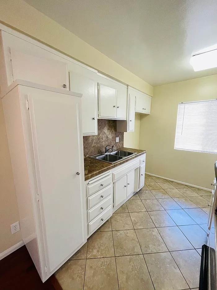 1 bed, 1.0 bath, 700 sqft, $2,150 — Photo 3