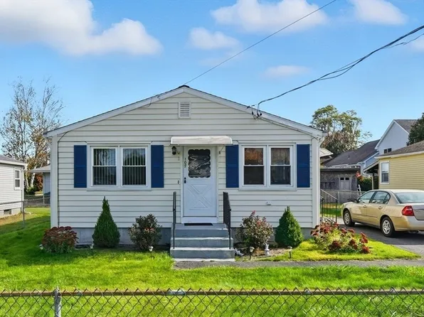 107 Glendale St, Chicopee, MA 01020