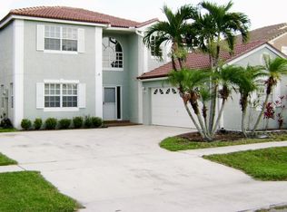 10610 Pebble Cove Ln, Boca Raton, FL 33498