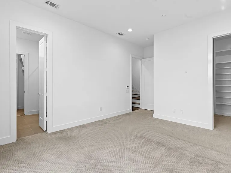 5915 E Post Oak Ln — Photo 27