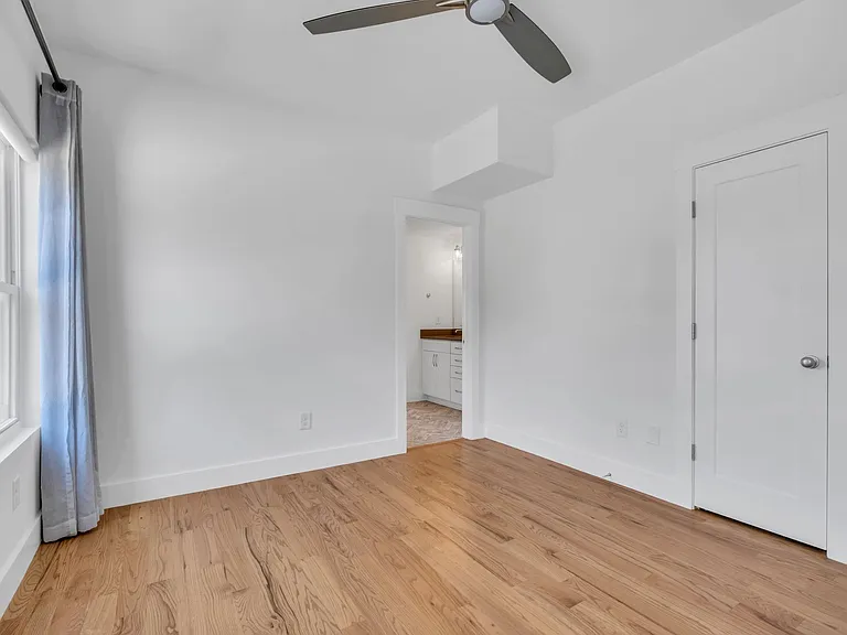 1016B 13th Ave S — Photo 28