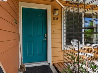 1333 NE Rosa Parks Way, Portland, OR 97211