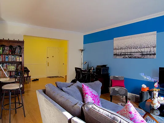 Sold by Real Direct | media 9