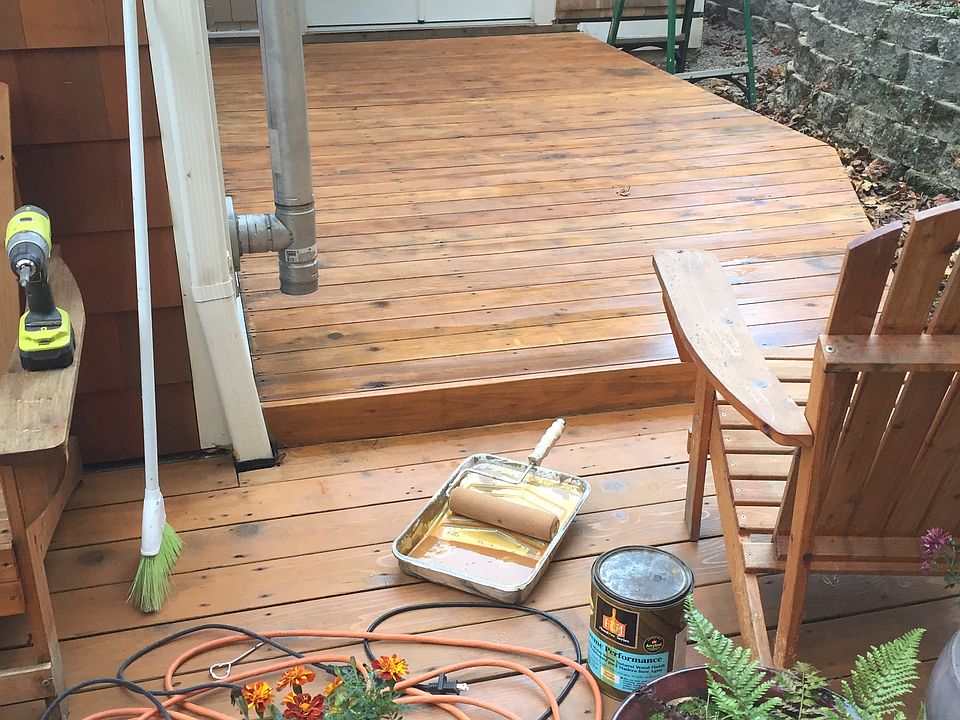 2nd image of 106 Jefferson St