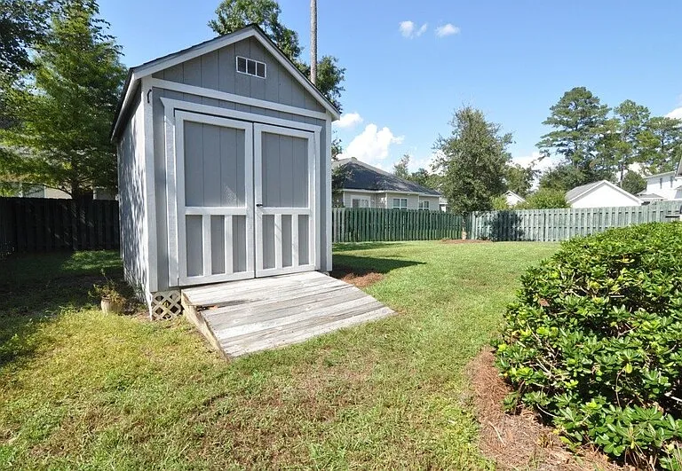 156 Cottonham Ct — Photo 31