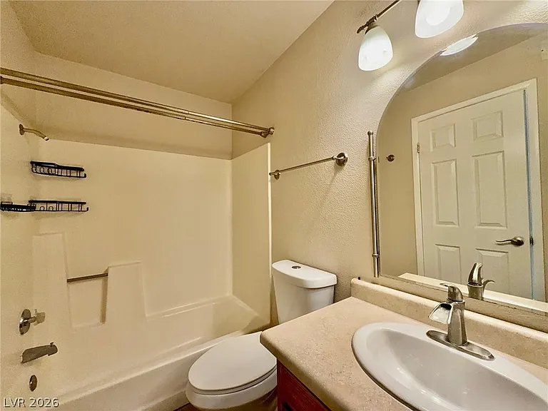 1381 E University Ave #305 — Photo 7