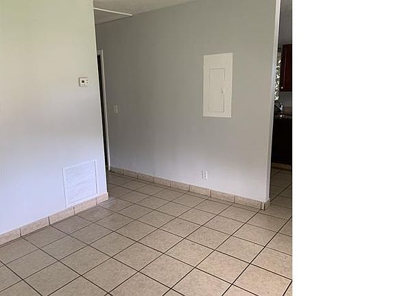 2nd image of 5805 Pinewood Ave