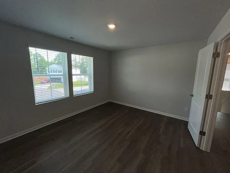 503 Sandy Hollow Dr — Photo 21