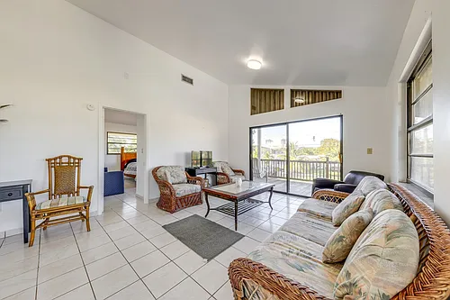 115 Marina Ave #ID1307103P Photo 1