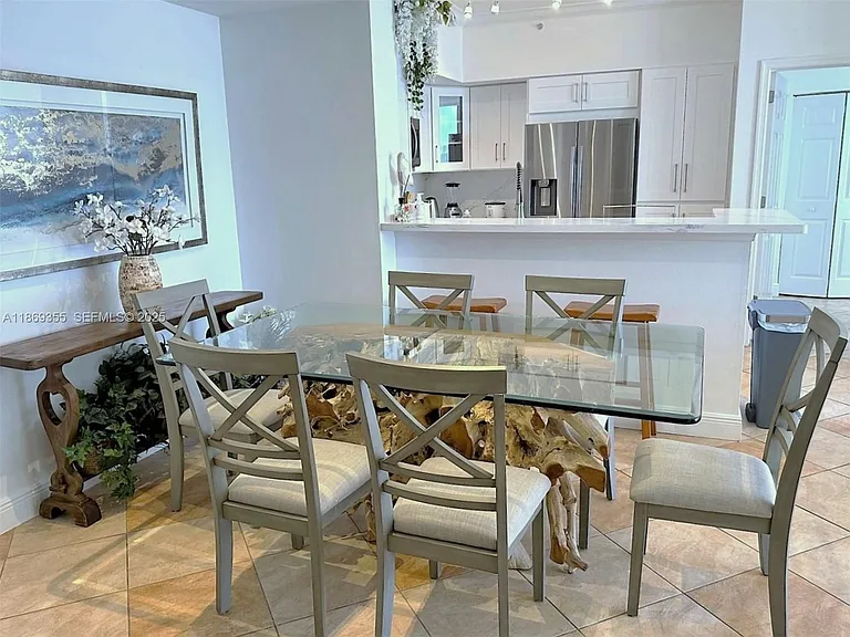2080 S Ocean Dr #Penthouse 3 — Photo 4