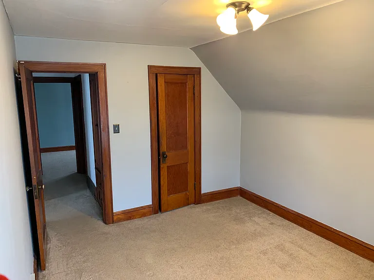 3146 S Clement Ave — Photo 15