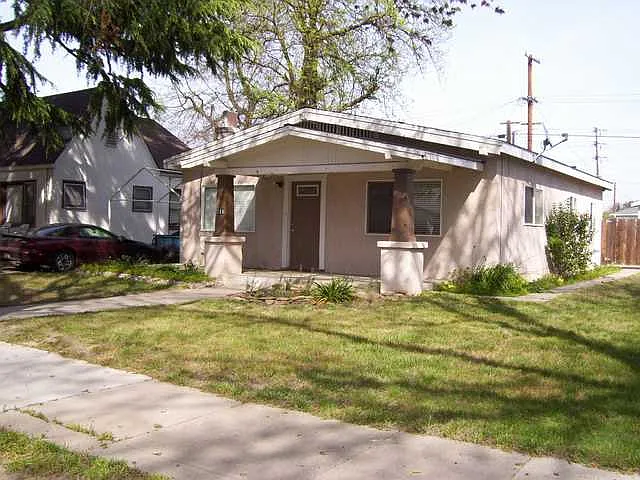 518 N Orange Ave photo 1