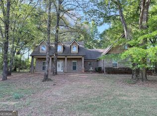 1360 Millers Mill Rd, Stockbridge, GA