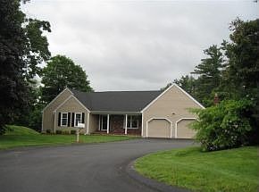 1st image of 5 Baltusrol Dr