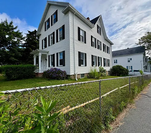 376 Summer St #2 Photo 1