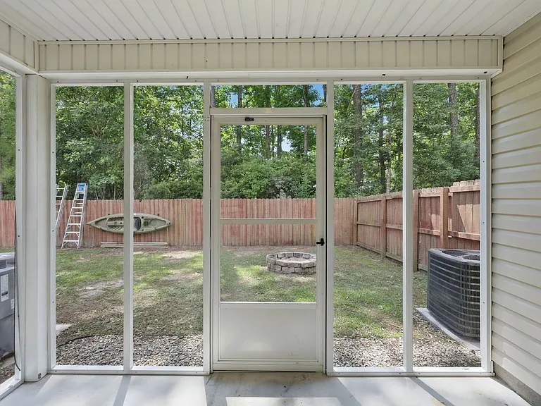 1404 Old Folkstone Rd #7 — Photo 27