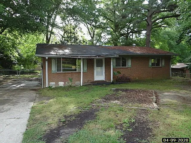 1416 Chalbena Ave photo 1