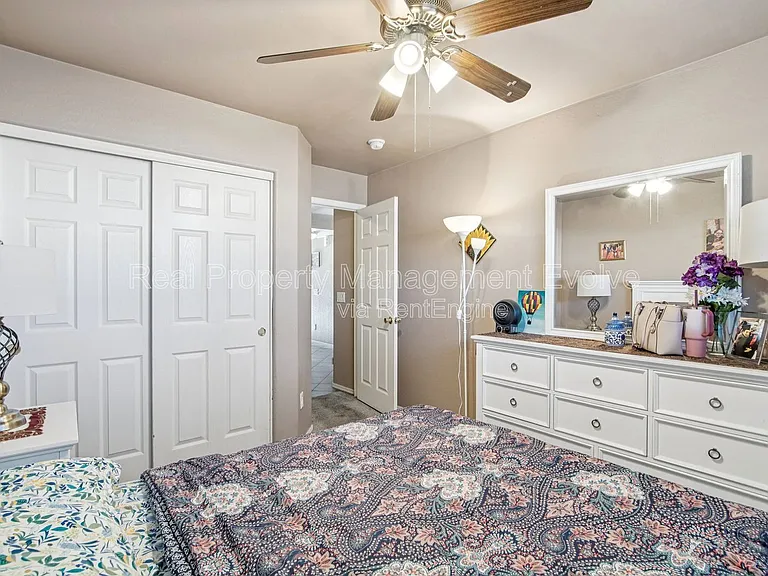 12571 W Mauna Loa Ln — Photo 29