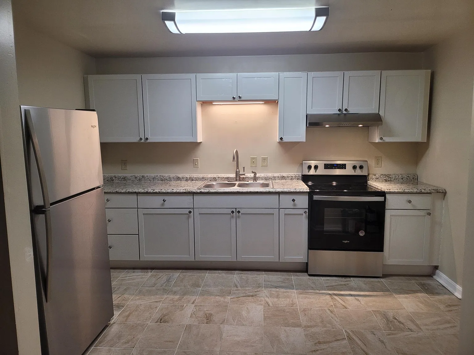 2 bed, 1000 sqft, $900 — Photo 1