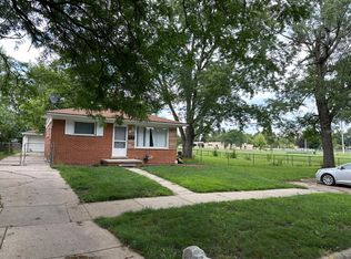 6148 Colonial St, Dearborn Heights, MI 48127