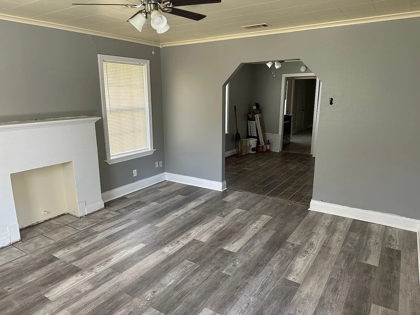 3 Bedroom 1 Bath Rental — Photo 2