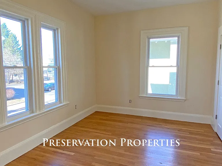 10 Peabody St #1 — Photo 4
