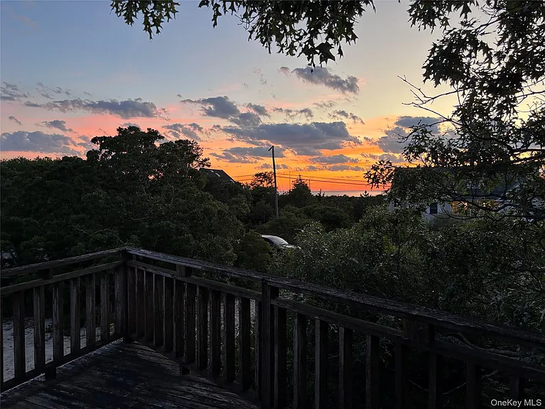65 Lake Dr — Photo 14