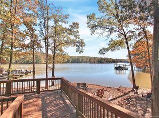 8530 Loxton Cres, Charlotte, NC 28214