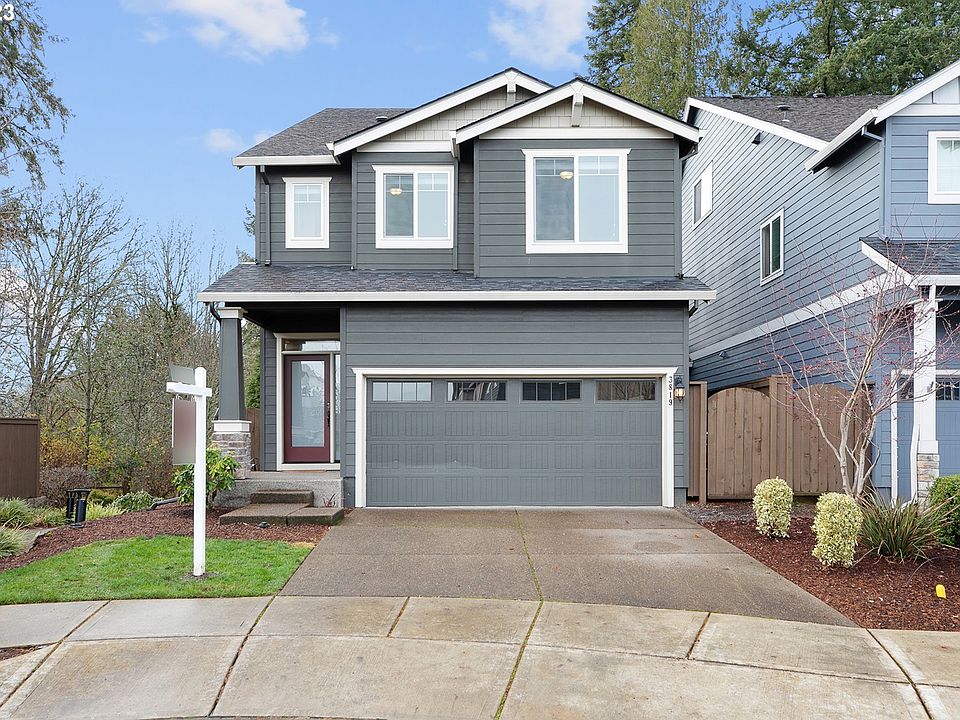 1st image of 3819 SE Willamette Ave