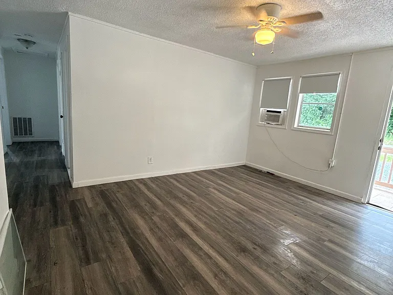 806 Armory Dr #A3 — Photo 5