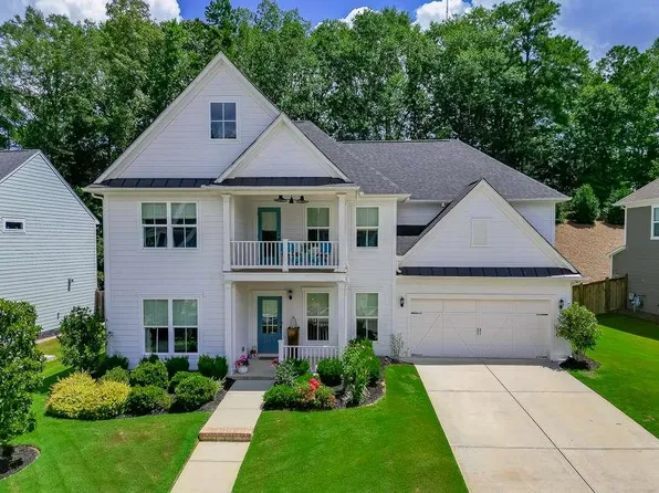 6036 Ash Hill Pl, Hoschton, GA 30548