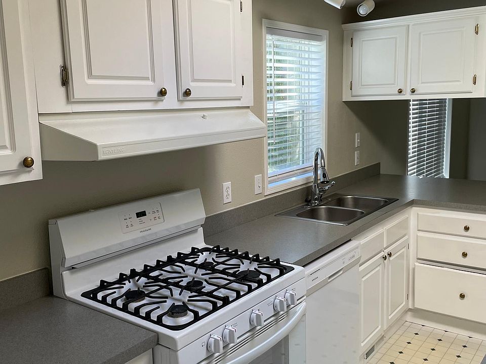 4991 Old Bay Rd, Oak Harbor, WA 98277 Zillow