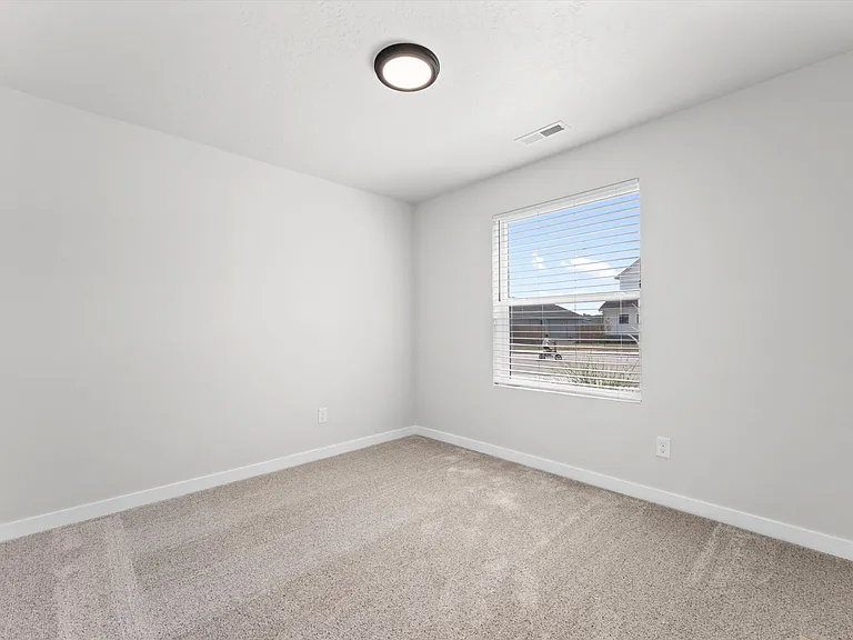 1576 Long Pond St — Photo 22