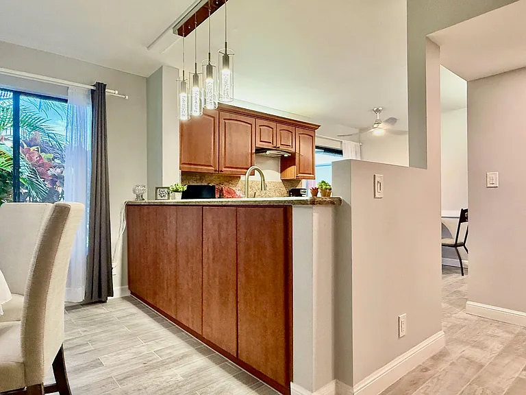 10615 Ocean Palm Way #102 — Photo 15